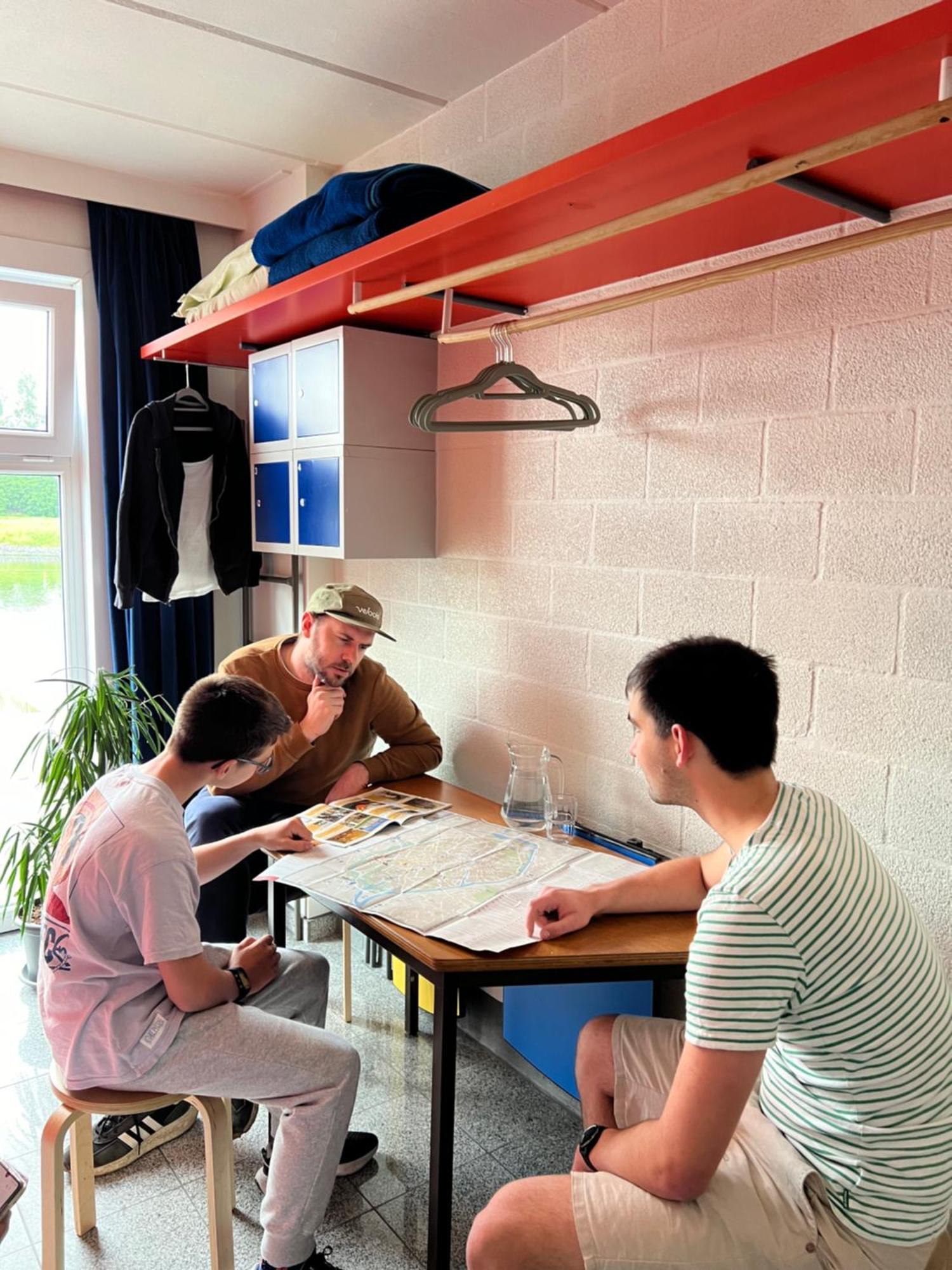 Herdersbrug Youth Hostel ブルージュ エクステリア 写真