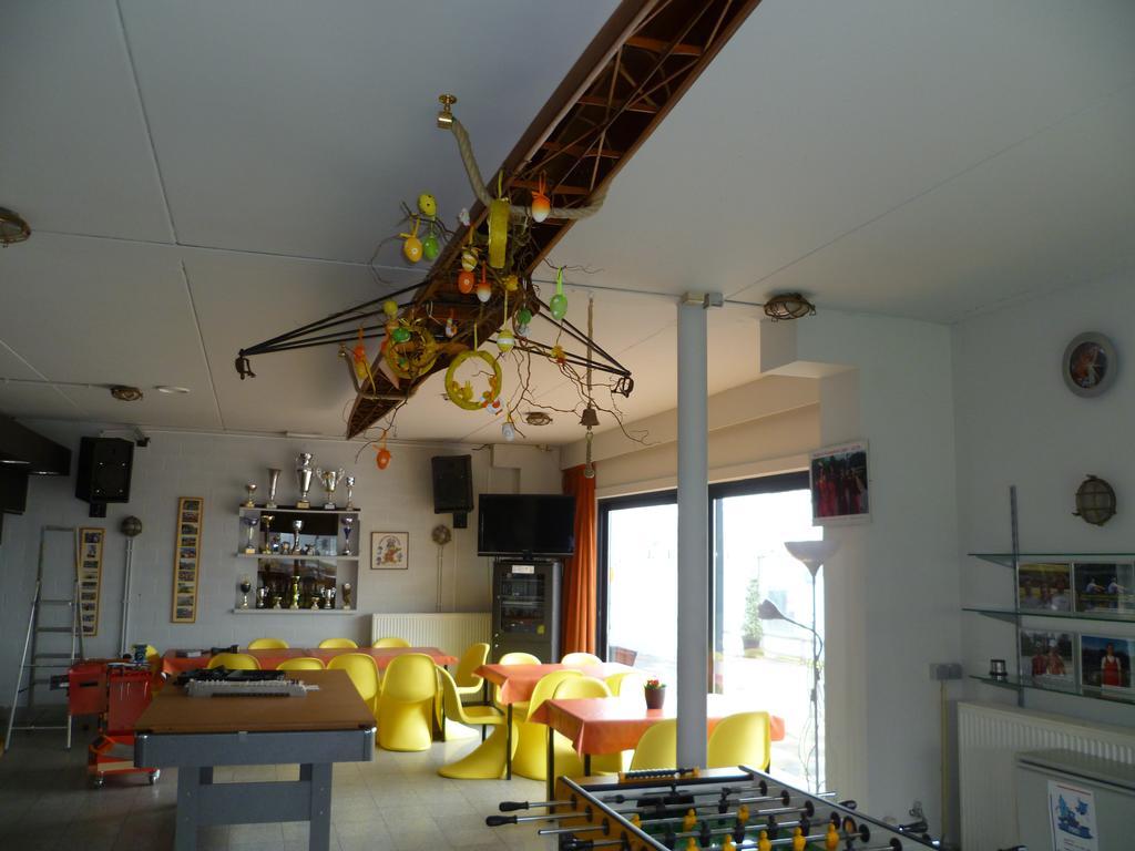 Herdersbrug Youth Hostel ブルージュ エクステリア 写真